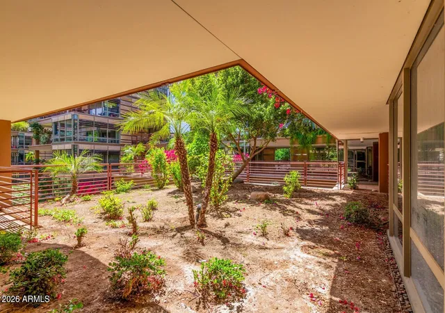 3rd image of 7151 E Rancho Vis Dr, Scottsdale, AZ 85251