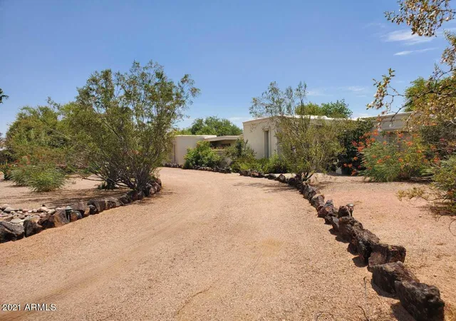 Photo 2 of Sale Pending at 7441 E Century Dr, Scottsdale, AZ 85250 | MLS# 6973641 | Listing updated on 2026-08-24