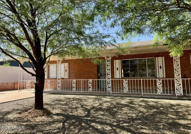Homes for sale in Phoenix, AZ | 3006 W Stella Ln, Phoenix, AZ 85017 | MLS# 6973740