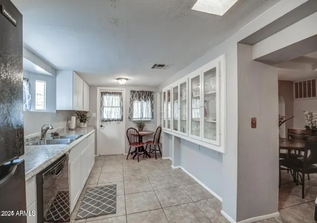 2nd image of 5543 W Gardenia Ave, Glendale, AZ 85301 | MLS# 6974082