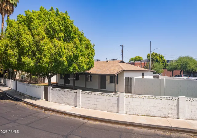 1st image of 610 E San Juan Ave, Phoenix, AZ 85012 | MLS# 6974438