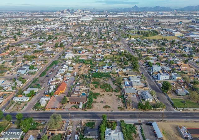 1st image of 832 E Roeser Rd, Phoenix, AZ 85040 | MLS# 6974743