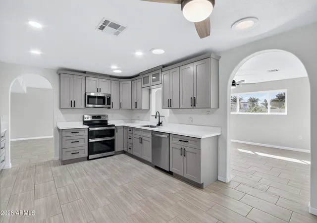 5th image of 25608 S Pinewood Dr, Sun Lakes, AZ 85248 | MLS# 6976472