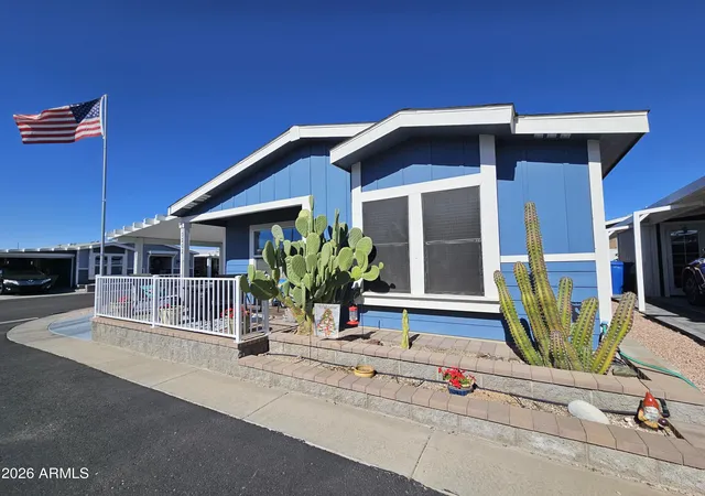 Photo 1 of Manufactured home for sale at 650 N Hawes Rd #3202, Mesa, AZ 85207 | MLS# 6977555 | Listing updated on 2026-08-11