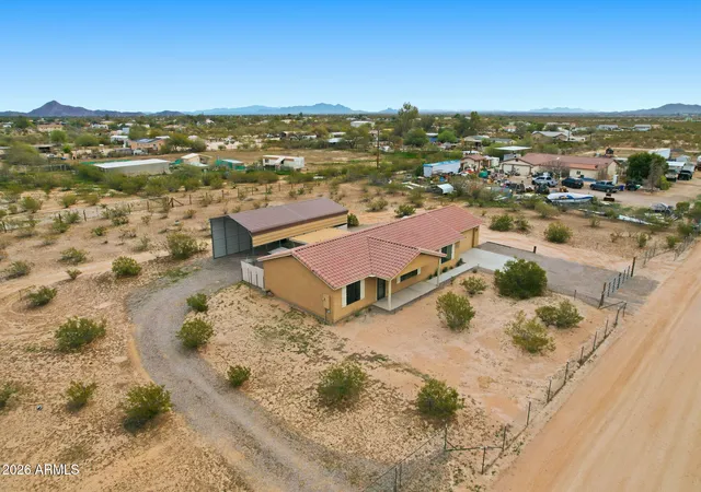 Photo 2 of Single family home for sale at 10651 N Dumont Trl, Casa Grande, AZ 85122 | MLS# 6976220 | Listing updated on 2026-07-23