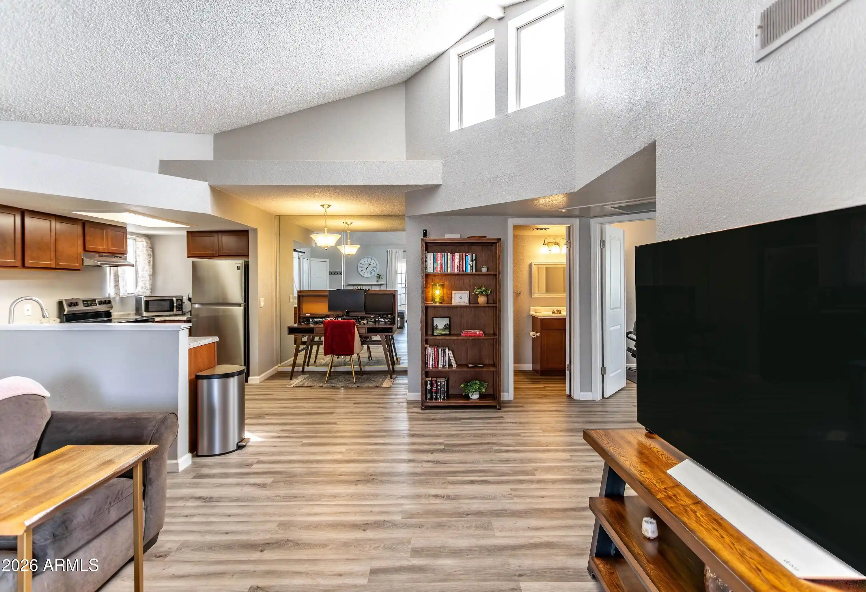 Listing Photo 2 - Condo for sale in 16402 N 31St St located at 16402 N 31St St, Phoenix, AZ 85032 - Unit #229