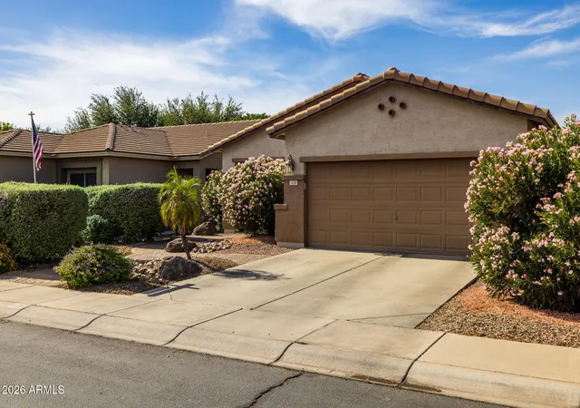 2nd image of 724 W Trellis Rd, San Tan Valley, AZ 85140 | MLS# 6981724