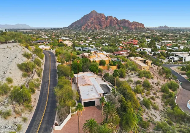 2nd image of 4021 E Lamar Rd #27, Paradise Valley, AZ 85253 | MLS# 6979011