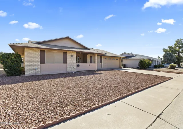 Photo 3 of Sale Pending at 10733 W Saratoga Cir, Sun City, AZ 85351 | MLS# 6977054 | Listing updated on 2026-07-23