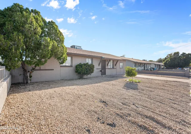 Photo 3 of Sale Pending at 3007 N 81st Avenue, Phoenix, AZ 85033 | MLS# 6976208 | Listing updated on 2026-08-31