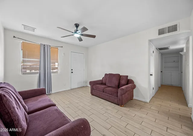 Photo 4 of Sale Pending at 3007 N 81st Avenue, Phoenix, AZ 85033 | MLS# 6976208 | Listing updated on 2026-08-31