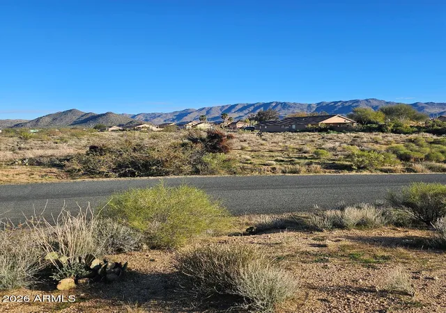 5th image of 22290 W Gayle Ct #61, Congress, AZ 85332 | MLS# 6976859