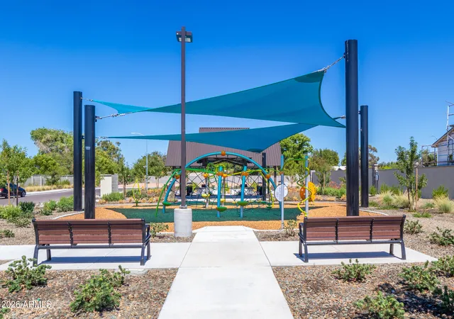 4th image of 7545 W Evans Dr, Peoria, AZ 85381 | MLS# 6977095