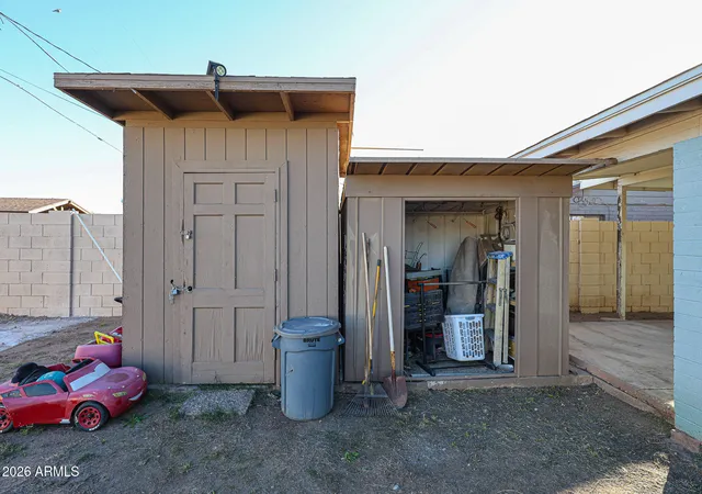 Photo 32 of Sale Pending at 1109 N 27th Drive, Phoenix, AZ 85009 | MLS# 6978869 | Listing updated on 2026-09-15
