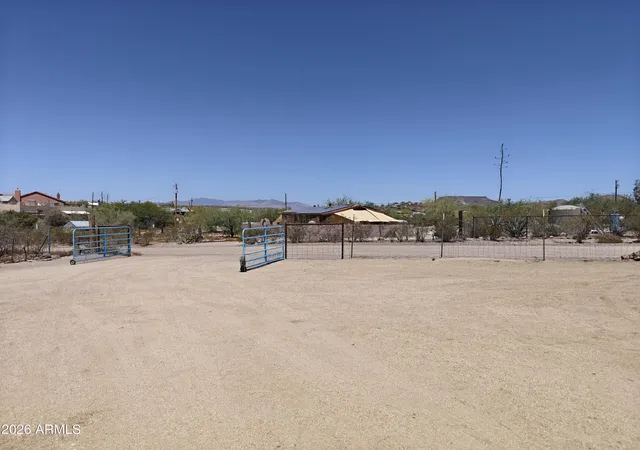 Homes for sale in New River, AZ | 2417 W Roughrider Rd, New River, AZ 85087 | MLS# 6977648