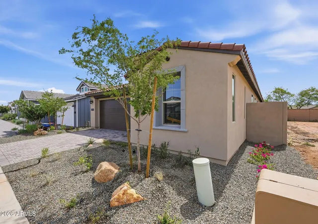 Photo 3 of Sale Pending at 17405 W Carlisle Dr, Surprise, AZ 85388 | MLS# 6977935 | Listing updated on 2026-07-24