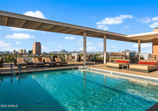 Homes for sale in Phoenix, AZ | 208 W Portland Street, Phoenix, AZ 85003 | Houzeo