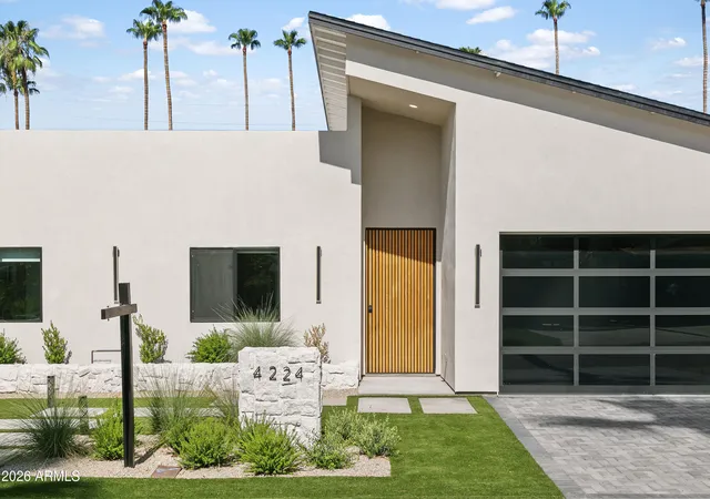 Photo 1 of Single family home for sale at 4224 N 35th Place, Phoenix, AZ 85018 | MLS# 6989579 | Listing updated on 2026-10-03