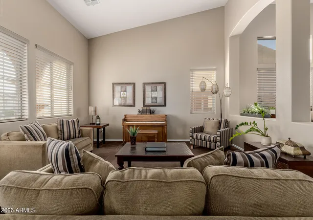 4th image of 2340 W Bramble Berry Ln, Phoenix, AZ 85085 | MLS# 6979527
