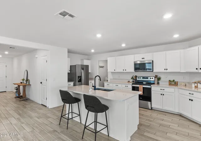 Photo 2 of Single family home for sale at 516 E Mountain View Dr, Avondale, AZ 85323 | MLS# 6981993 | Listing updated on 2026-08-25