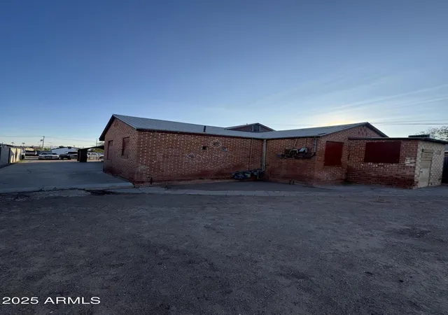 Homes for sale in Phoenix, AZ | 2230 E Taylor St, Phoenix, AZ 85006 | MLS# 6979670