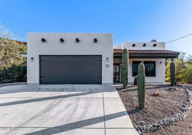 Homes for sale in Queen Valley, AZ | 485 E Queen Creek Dr, Queen Valley, AZ 85118 | MLS# 6979965