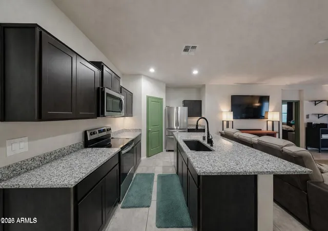 Homes for sale in San Tan Valley, AZ | 5180 E Gummite Dr, San Tan Valley, AZ 85143 | MLS# 6981449