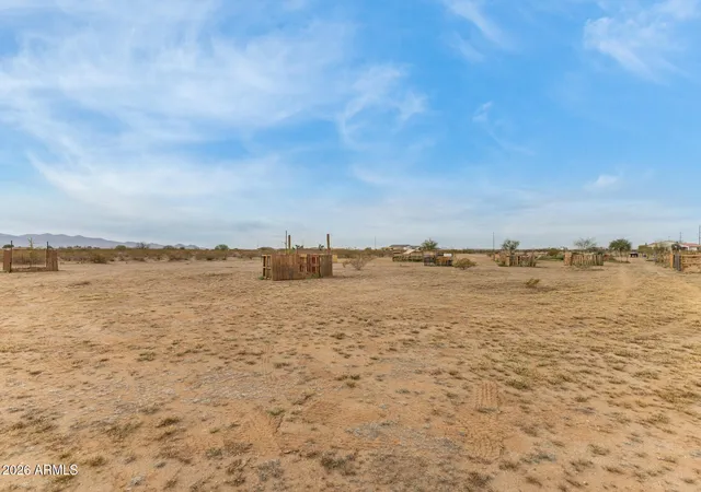 Photo 2 of Land for sale at 32117 N 233rd Avenue, Wittmann, AZ 85361 | MLS# 6986912 | Listing updated on 2026-09-14