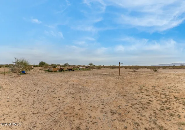 Photo 3 of Land for sale at 32117 N 233rd Avenue, Wittmann, AZ 85361 | MLS# 6986912 | Listing updated on 2026-09-14