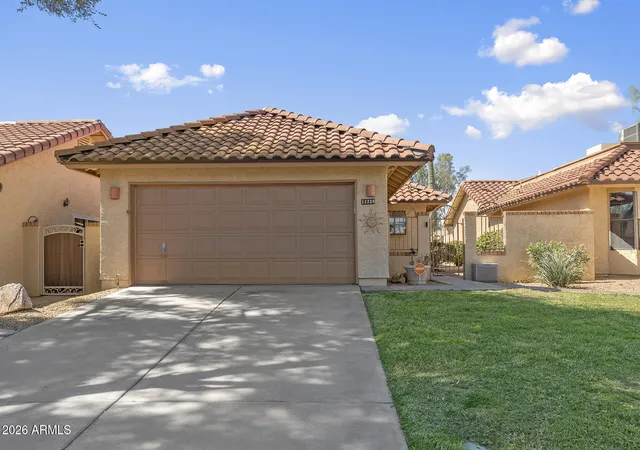 2nd image of 12238 S Shoshoni Dr, Phoenix, AZ 85044 | MLS# 6986788