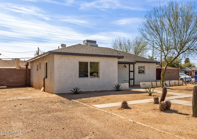 3rd image of 1743 W Verde Ln, Phoenix, AZ 85015 | MLS# 6981084
