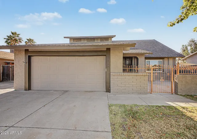 3rd image of 108 N Terrace Rd N, Chandler, AZ 85226 | MLS# 6983769