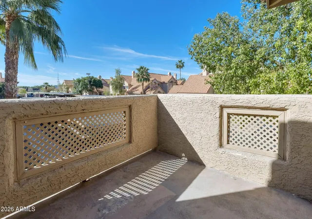 2nd image of 930 N Mesa Dr, Mesa, AZ 85201