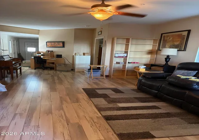 Homes for sale in Glendale, AZ | 7401 W Arrowhead Clubhouse Dr #1001, Glendale, AZ 85308 | MLS# 7007673