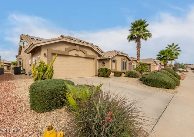 Photo 3 of Single family home for sale at 8462 W Mcrae Way, Peoria, AZ 85382 | MLS# 6981445 | Listing updated on 2026-08-24