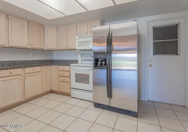 5th image of 12003 S Tonopah Dr, Phoenix, AZ 85044 | MLS# 7013688