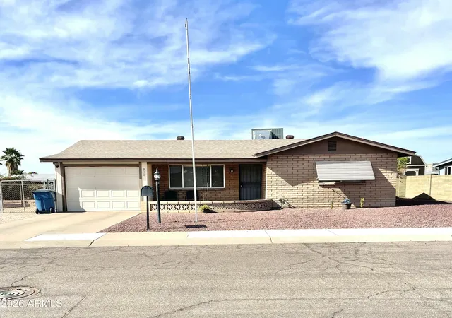 1st image of 938 S Palo Verde Dr, Apache Junction, AZ 85120 | MLS# 6982021