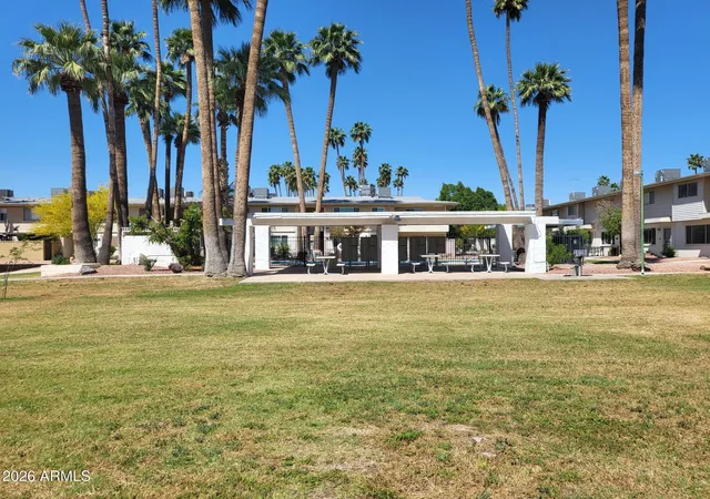 2nd image of 8220 E Garfield St, Scottsdale, AZ 85257