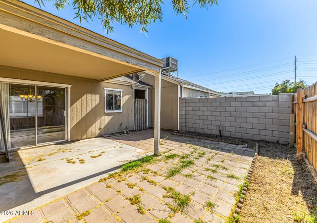 Homes for sale in Phoenix, AZ | 7006 S 45th St, Phoenix, AZ 85042 | MLS# 6991139