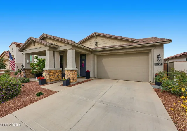 Photo 2 of Single family home for sale at 19954 W Exeter Blvd, Litchfield Park, AZ 85340 | MLS# 6983033 | Listing updated on 2026-09-13