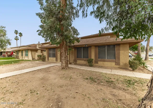 Photo 4 of Townhouse for sale at 3302 W Northern Ave, Phoenix, AZ 85051 | MLS# 6989127 | Listing updated on 2026-08-25