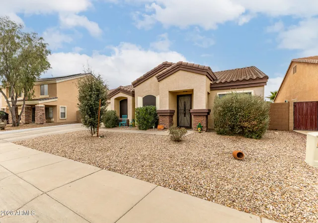 Photo 3 of Single family home for sale at 3929 N Dead Wood Dr, Casa Grande, AZ 85122 | MLS# 6982999 | Listing updated on 2026-08-18