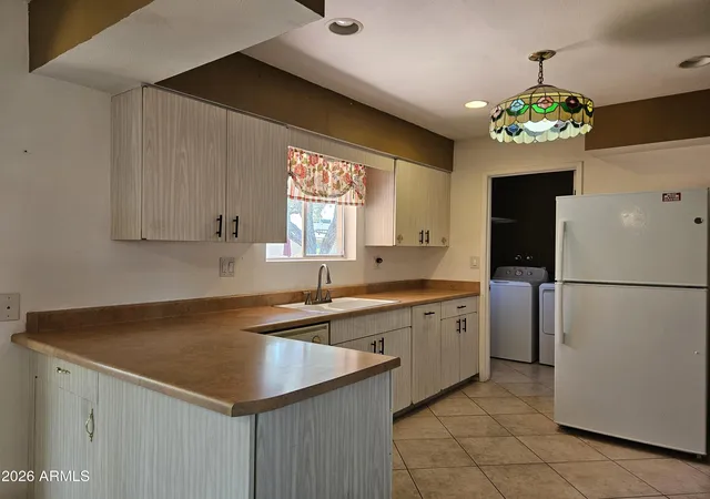 3rd image of 10303 W Deanne Dr, Sun City, AZ 85351 | MLS# 6983625