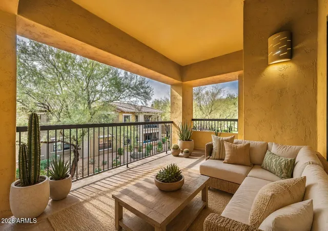 Homes for sale in Phoenix, AZ | 21320 N 56Th St #2047, Phoenix, AZ 85054 | MLS# 6983285