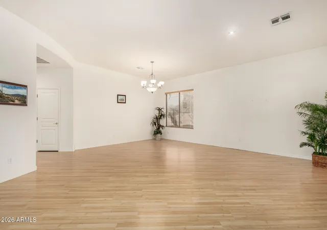 5th image of 1203 E Kramer Cir, Mesa, AZ 85203 | MLS# 6984367