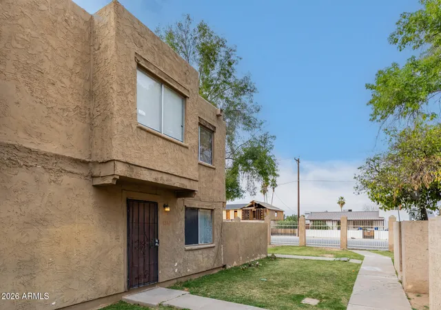Photo 3 of Townhouse for sale at 4267 N 68th Lane, Phoenix, AZ 85033 | MLS# 6985487 | Listing updated on 2026-09-10