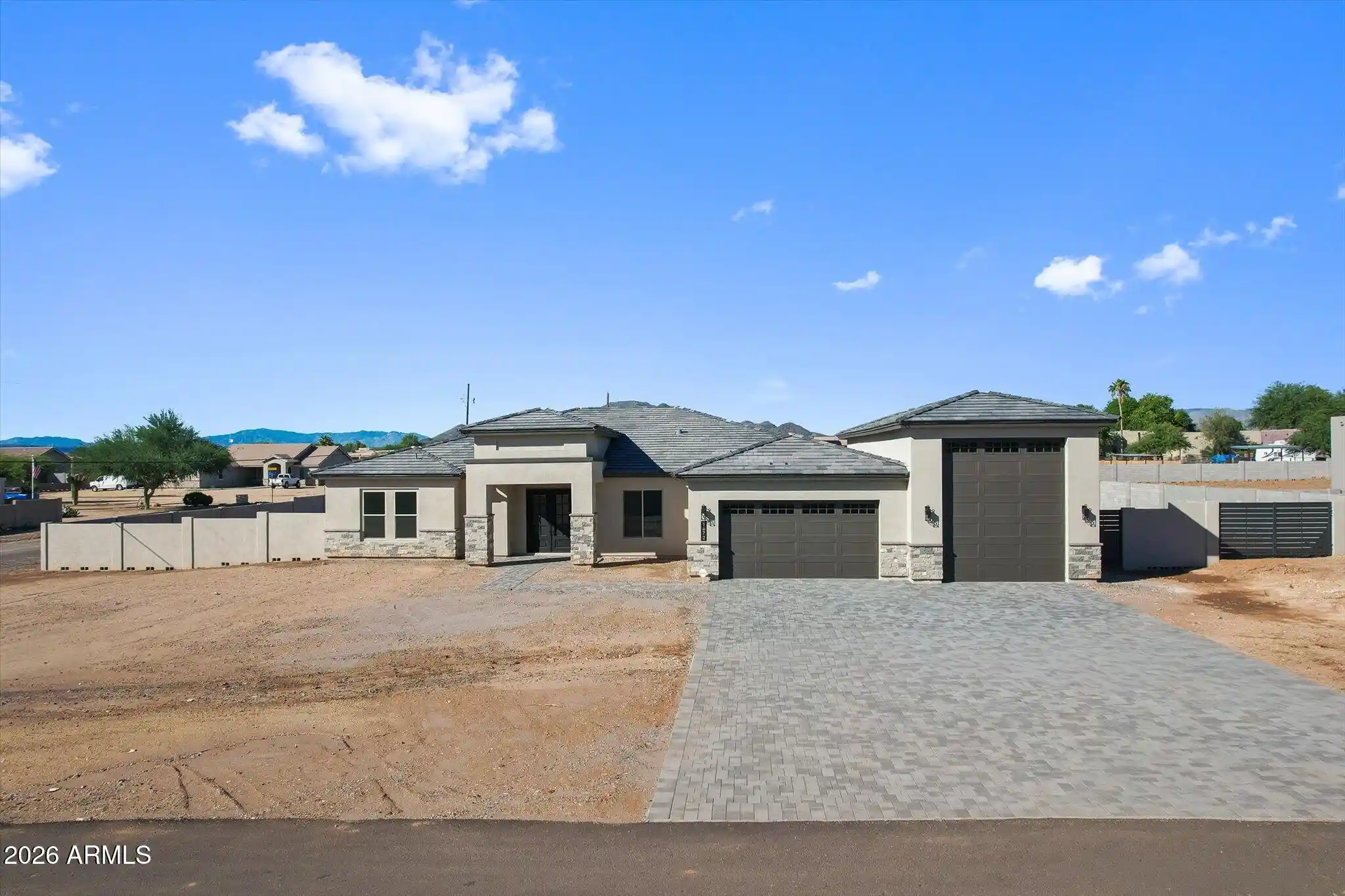 Photo 1 of Single family home for sale at 1672 W Lavitt Ln, Phoenix, AZ 85086 | MLS# 6985546 | Listing updated on 2026-10-27