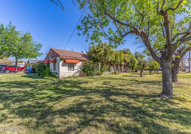 Photo 3 of Townhouse for sale at 6201 N 9th Place, Phoenix, AZ 85014 | MLS# 6988882 | Listing updated on 2026-09-14