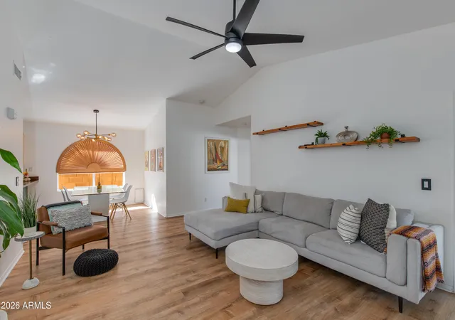 5th image of 9750 W Tonopah Dr, Peoria, AZ 85382 | MLS# 6989881