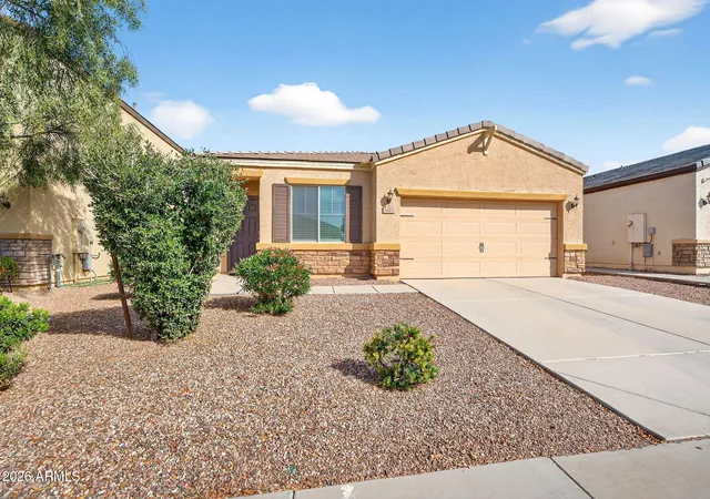 2nd image of 8222 W Wood Ln, Phoenix, AZ 85043 | MLS# 6992928